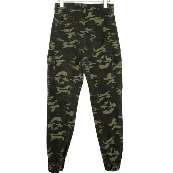 Almost Famous Camouflage Joggers High Rise Camo Jeans Medium - Picture 2 of 4